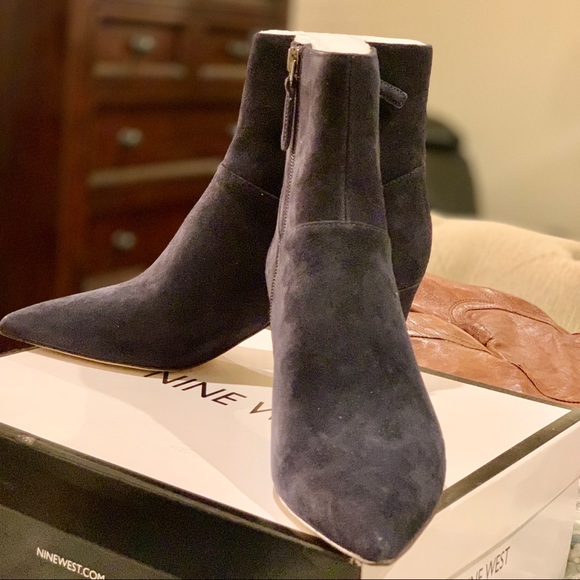 Nine West Shelbold Pointy Toe Booties - Picture 2 of 7